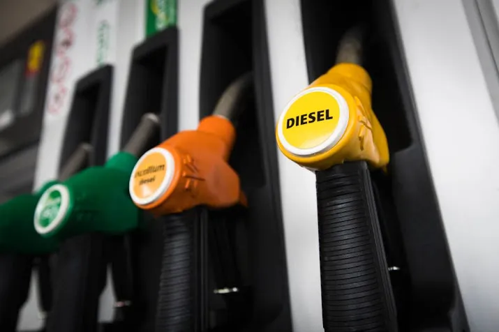 steeds meer belgen tanken over de grens