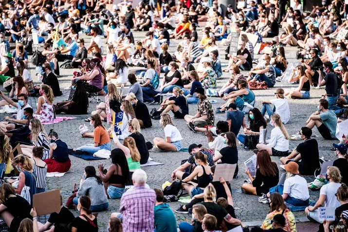 steeds meer demonstraties tegen racisme en politiegeweld