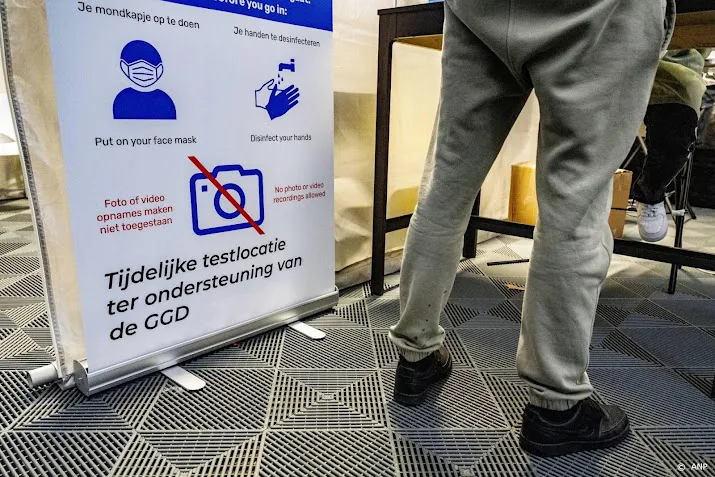 steeds minder coronapatienten belanden om klachten in ziekenhuis