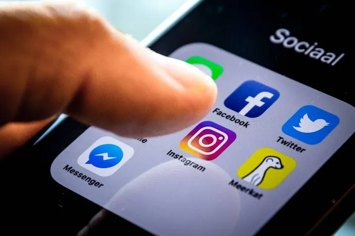 steeds minder vertrouwen in facebook