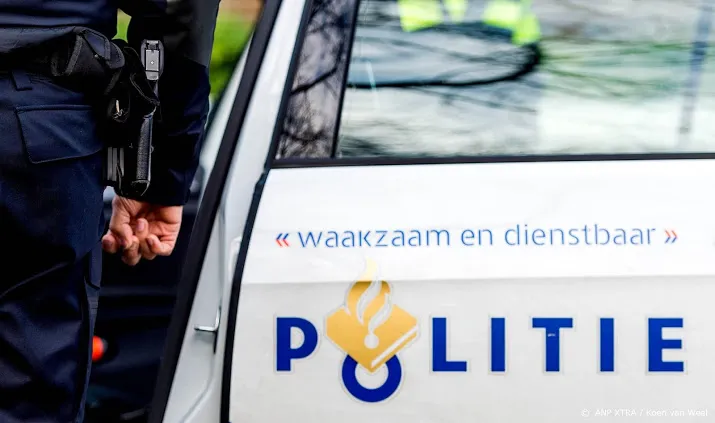 steekpartij azc rotterdam beveiliger geslagen