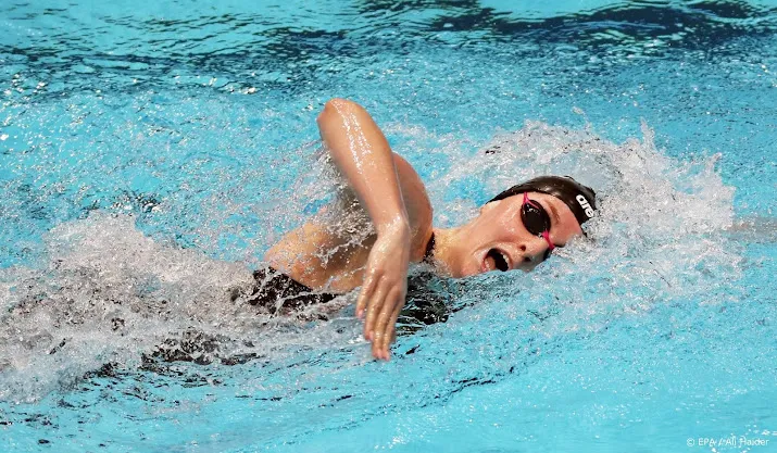 steenbergen pakt bij wk kortebaan goud op 100 meter wisselslag