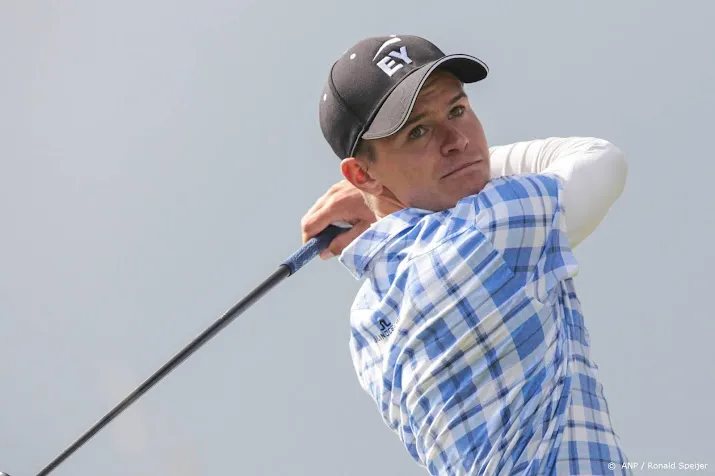 sterke start golfer huizing in verenigde arabische emiraten