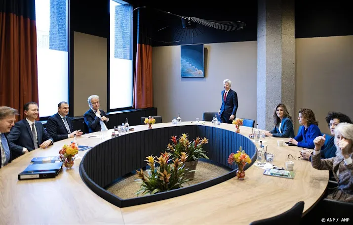 stevige formatiegesprekken zijn volgens plasterk een goed teken