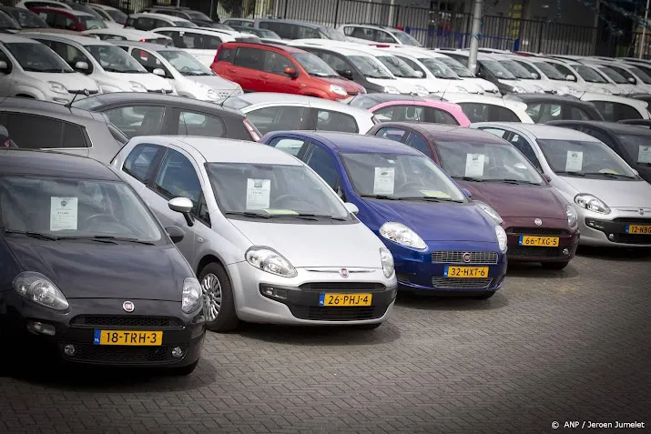 stijgende lijn verkopen nieuwe autos zet door