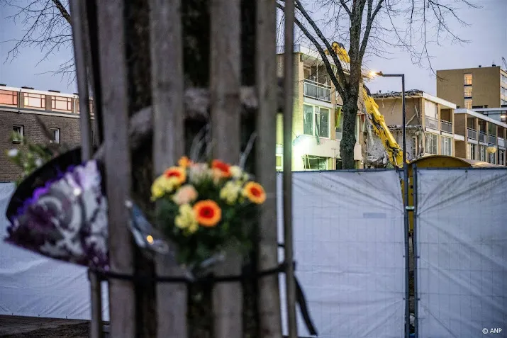 stoffelijk overschot onder puin vandaan gehaald bij pand explosie rotterdam