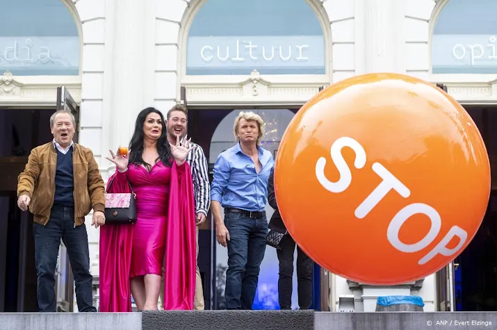 stoptober weer van start hans klok en patricia paay doen mee