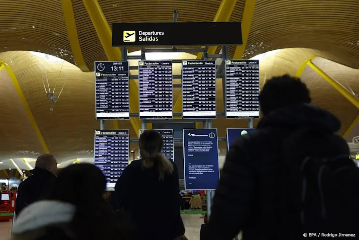 storing luchtvaartmaatschappij iberia verholpen vluchten geraakt