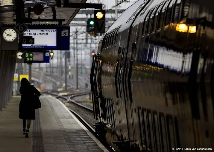 storing rond amsterdam verholpen treinverkeer weer opgestart