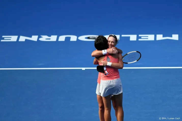 stosur bezorgt australie succes in melbourne