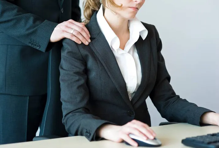 strengere aanpak seksuele intimidatie nodig