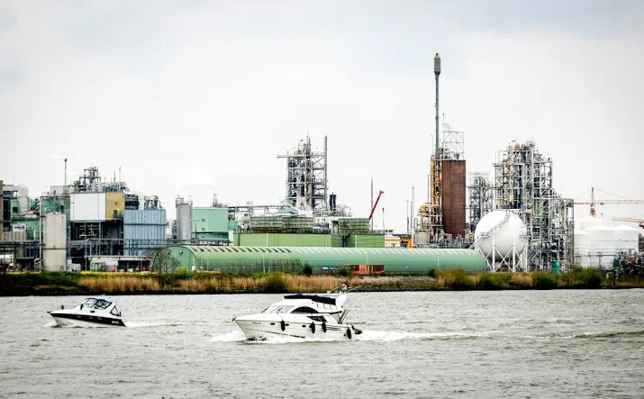strengere controle op ontgassen van tankers