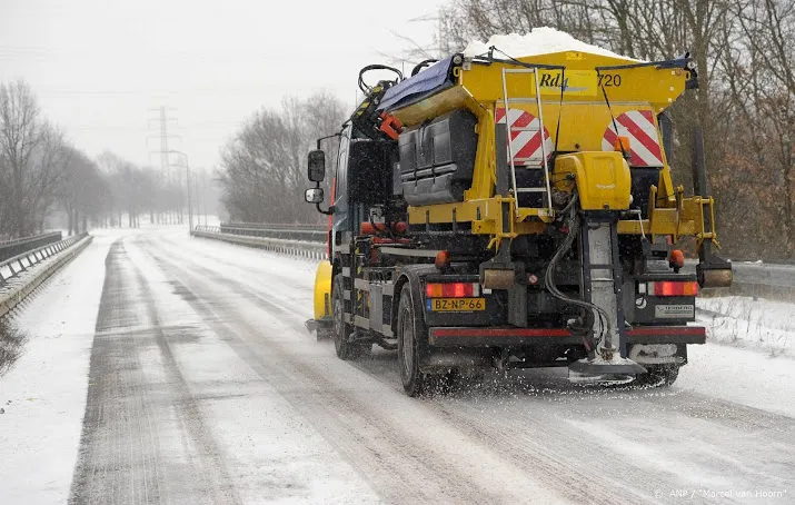 strooiwagens komende nacht massaal weg op