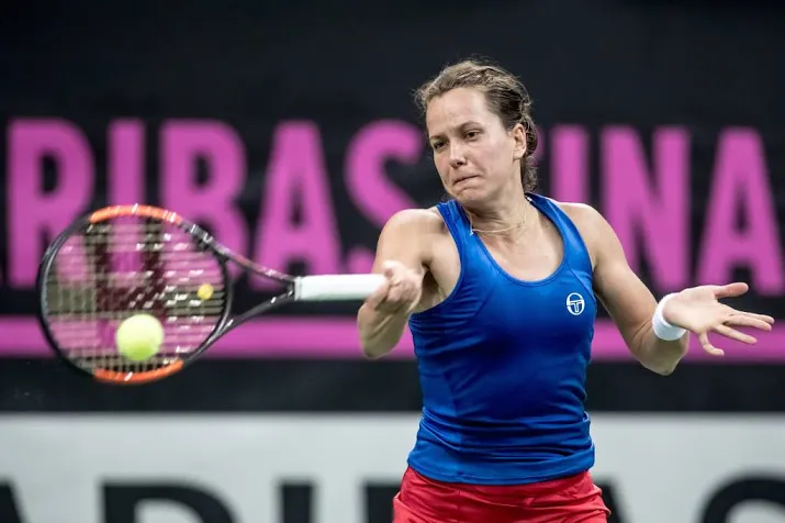 strycova zet tsjechie op voorsprong in finale