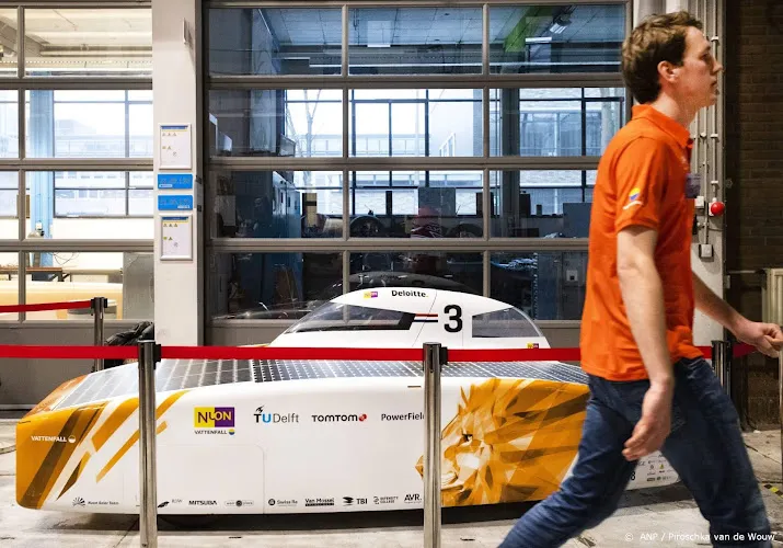 studenten delft groningen en twente strijden in zonneautorace