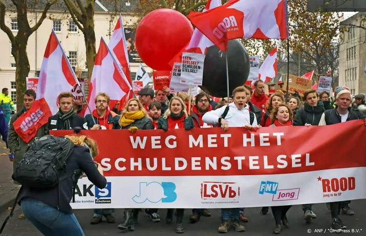 studenten moeten met honderden euros minder rondkomen
