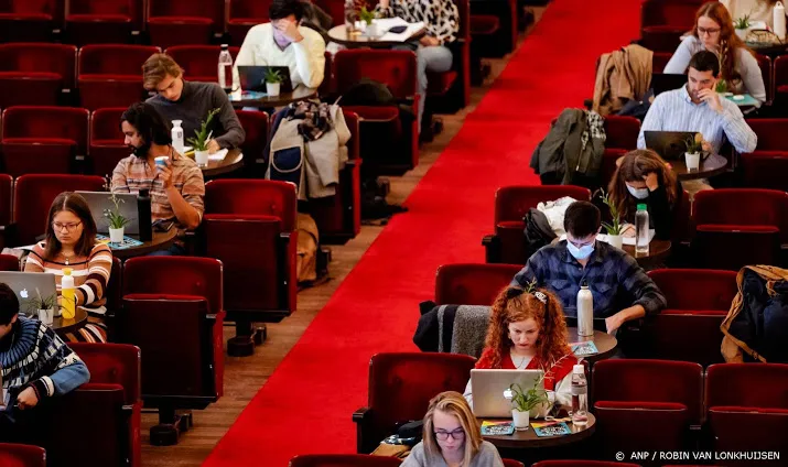 studenten schrap bindend studieadvies in deze abnormale tijden