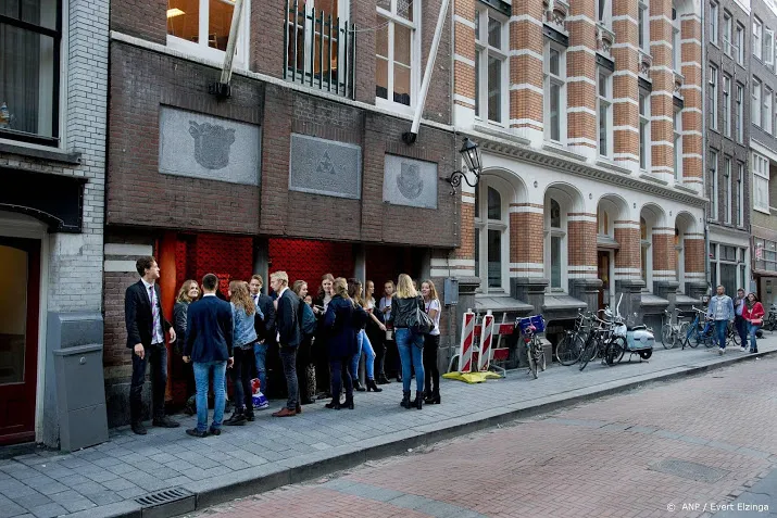 studentenclubs maken afspraken voor toekomst