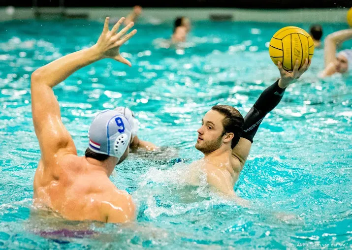stunt van waterpoloers blijft uit op ek