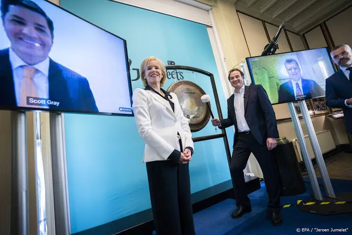 succesvolle beursgang voor moederbedrijf douwe egberts