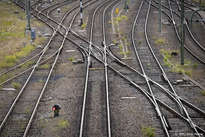 sudwest fryslan ziet noodzaak ingrijpende werkzaamheden prorail