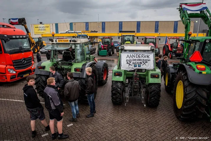 supermarkten roepen boeren op geen distributiecentra te blokkeren
