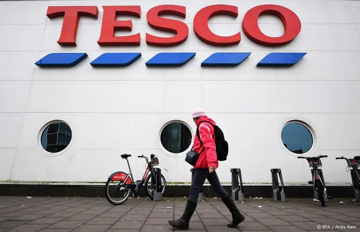 supermarktketen tesco schrapt duizenden banen
