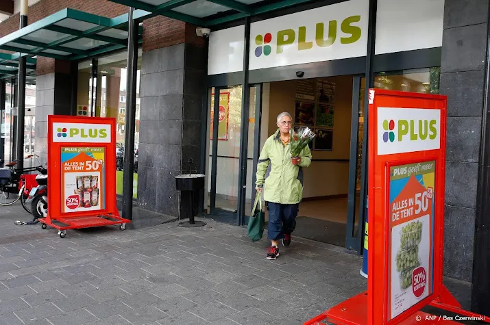 supermarktketens plus en coop gaan samen verder