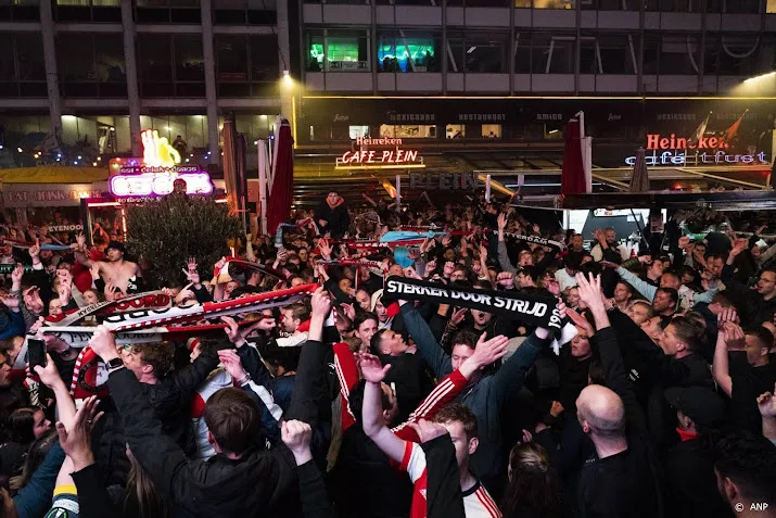 supporters feyenoord geen huldiging op coolsingel is bizar