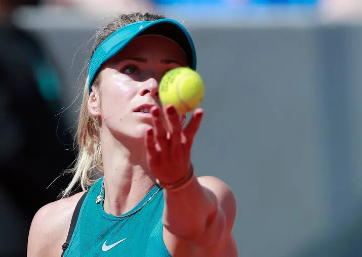 svitolina naar derde ronde in parijs