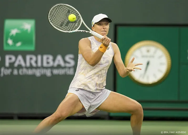 swiatek op koers voor tweede titel tennistoernooi indian wells