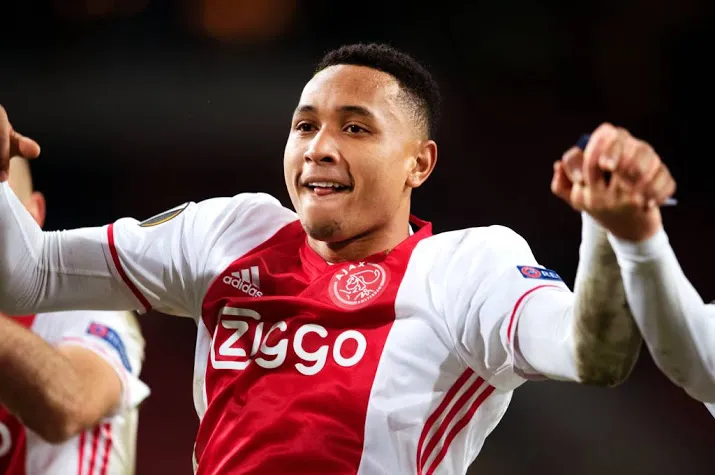 taakstraf geeist tegen voetballer kenny tete
