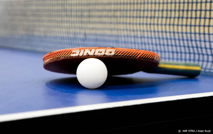 tafeltennisbond gaat over op een bondscoach