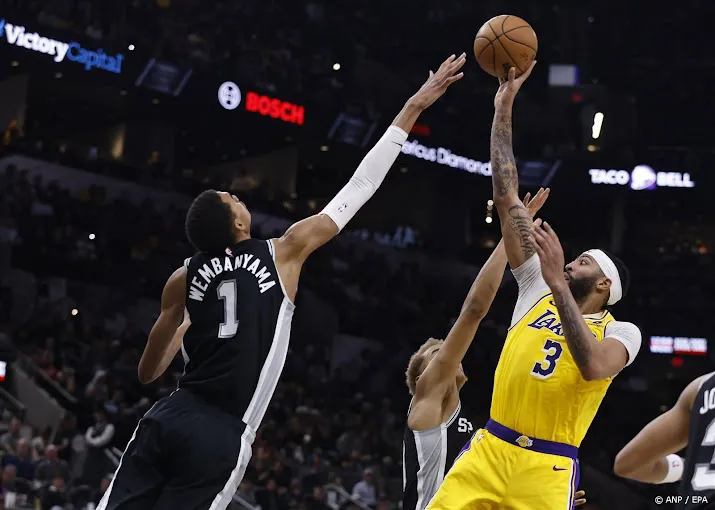 talent wembanyama verslaat vedette lebron james in nba