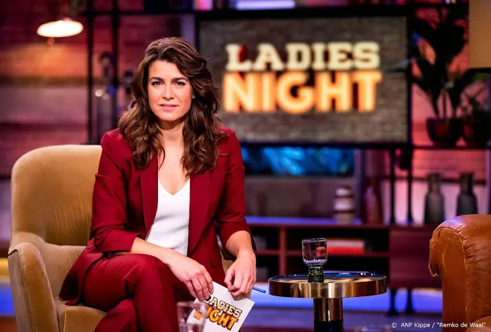 talkshow ladies night onder de 200 000 kijkers