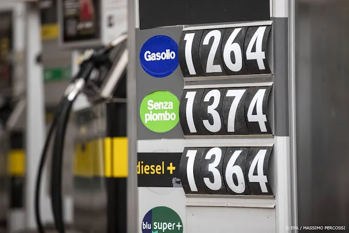 tankstations italie uit protest tegen regering twee dagen dicht