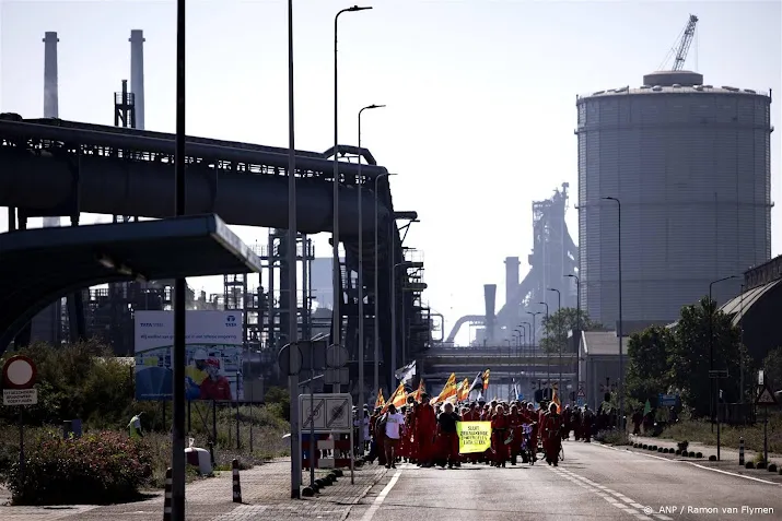 tata steel door klimaatacties langer gas affakkelen nodig