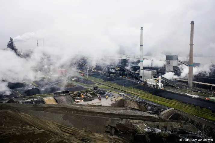 tata steel steekt miljoenen in beperken overlast ijmuiden
