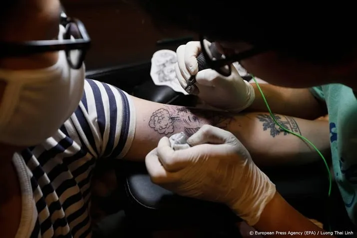 tatoeeerders willen extra coronasteun voor creatieve branche