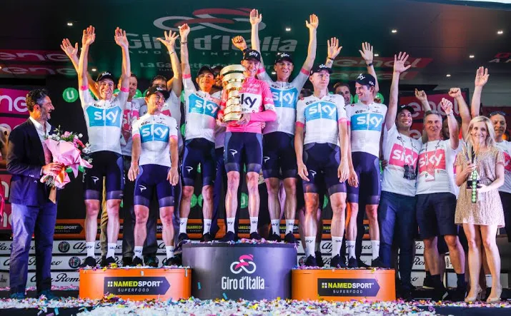 team sky slaat terug naar hinault