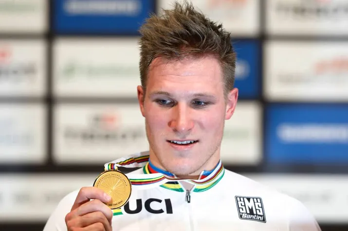 teamsprinters als snelsten naar finale