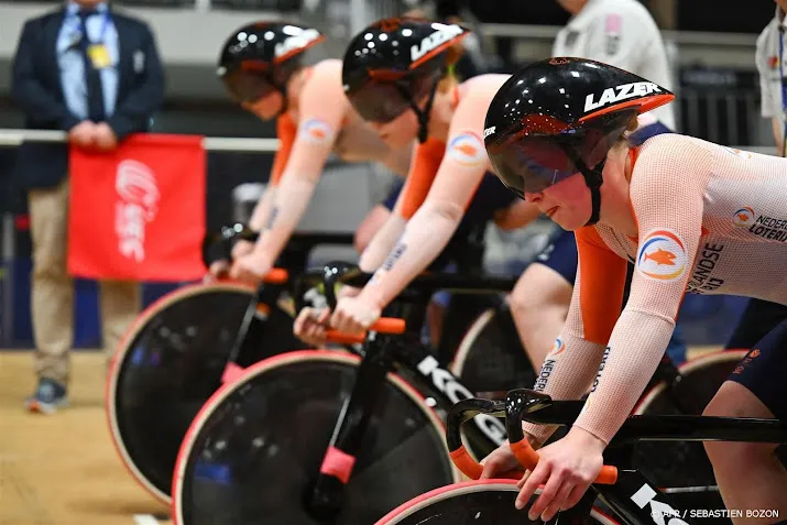 teamsprinters openen wk baanwielrennen voor nederland