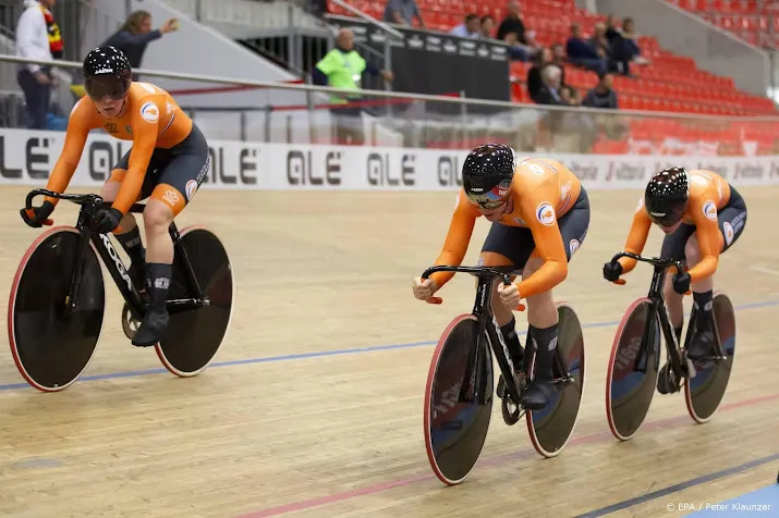 teamsprintsters ondanks europese titel niet welkom op wk