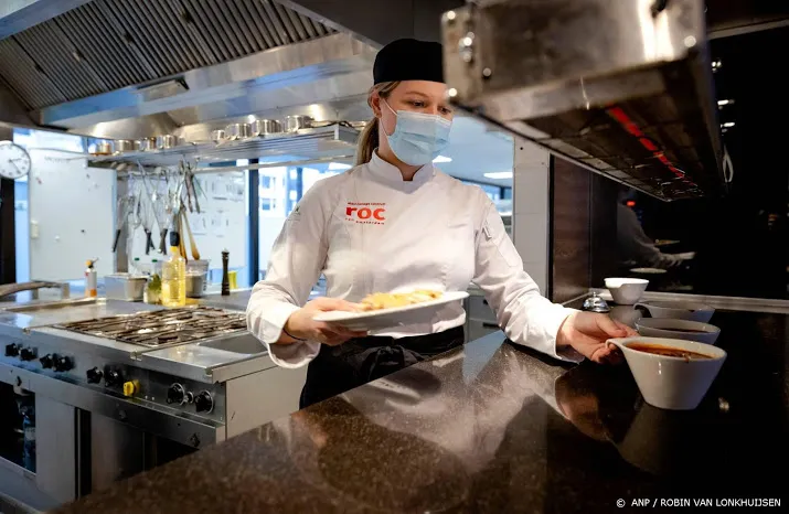 tekort van ruim 20 000 stageplekken voor mbo studenten