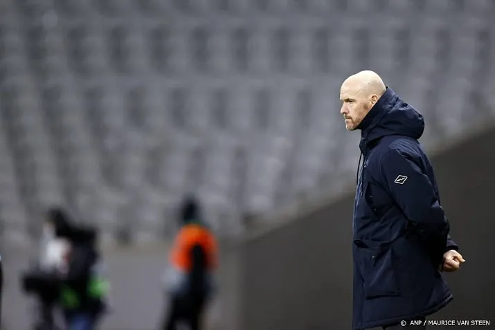 ten hag in de kleedkamer van ajax zit heel veel vechtlust