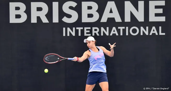 tennisduo bertens barty naar kwartfinales brisbane