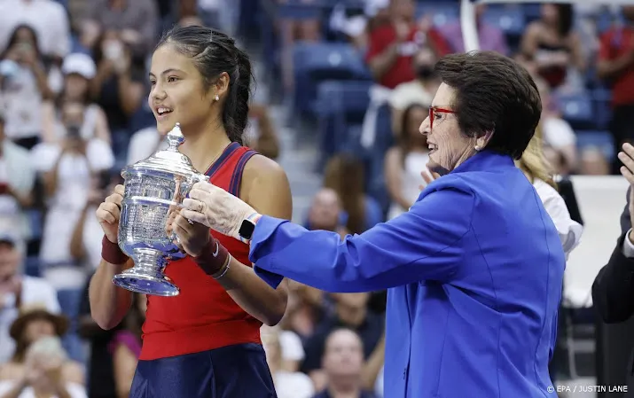 tenniskampioenen vol lof over nieuwe ster raducanu