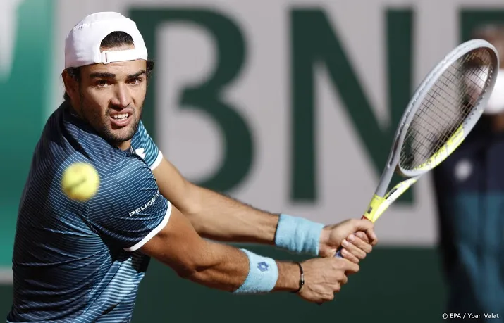 tennisser berrettini kan atp finals vergeten na verlies in parijs