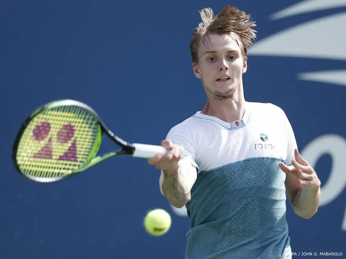 tennisser boeblik naar finale in chengdu