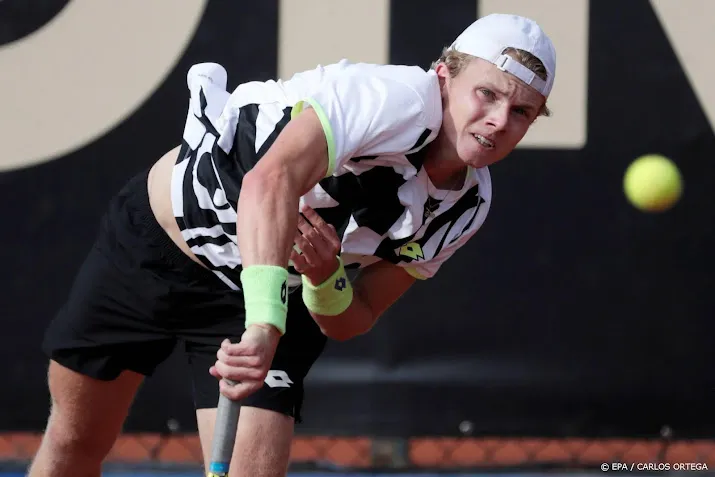 tennisser de jong strandt in eerste kwalificatieronde wimbledon